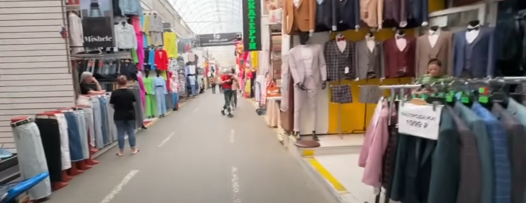 Polyustrovsky Market St Petersburg 